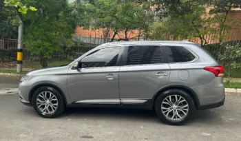 Mitsubishi OUTLANDER KAITEKI 2018 7 puestos lleno