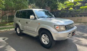 Toyota PRADO VXA 2006 7 puestos