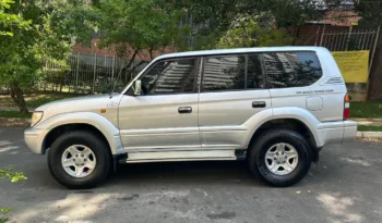 Toyota PRADO VXA 2006 7 puestos lleno