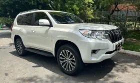 Toyota PRADO TX-L 2023 7 puestos