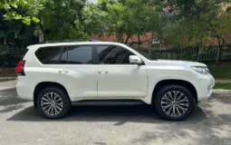Toyota PRADO TX-L 2023 7 puestos