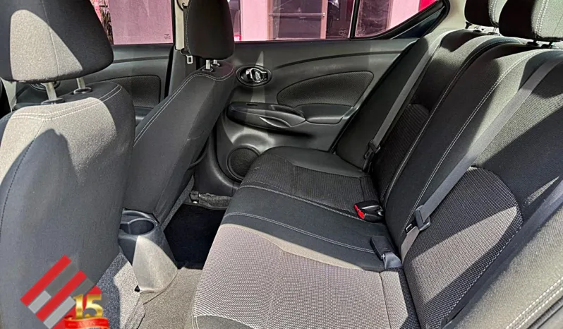 Nissan Versa 2018 Advance lleno