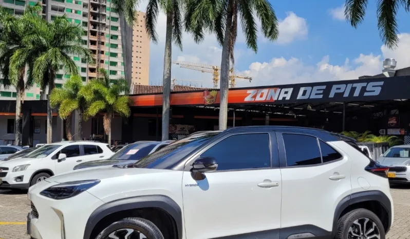 Toyota Yaris Cross 2024 lleno