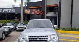 Mitsubishi Montero 2017