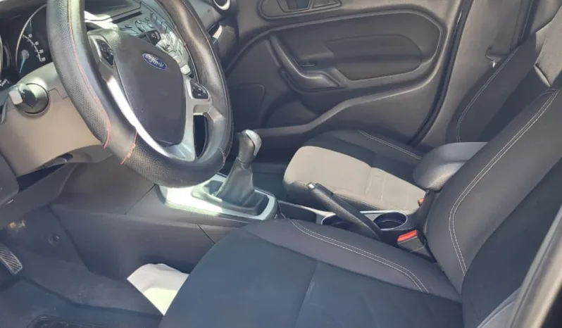 Ford Fiesta 2017 lleno