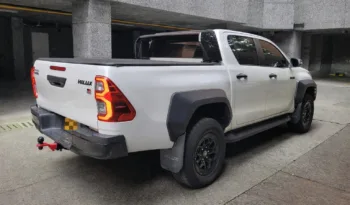 Toyota Hilux 2024 lleno