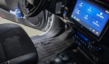 Toyota Hilux 2024 lleno