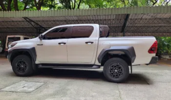 Toyota Hilux 2024 lleno