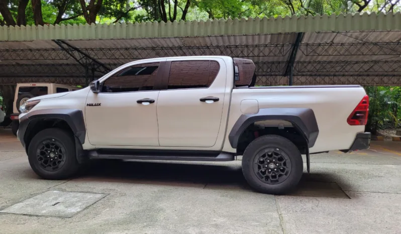 Toyota Hilux 2024 lleno