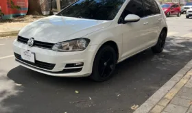Volkswagen Golf 2017 1.4 TURBO