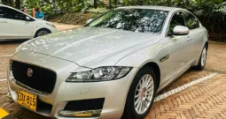 Jaguar Xf 2017 Pure