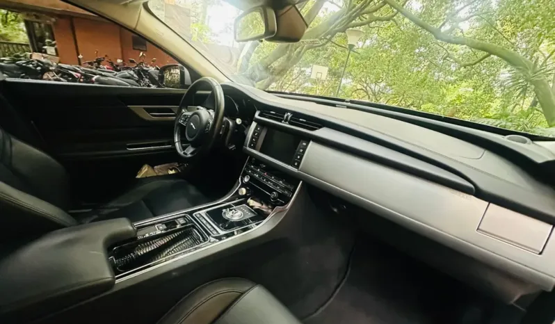 Jaguar Xf 2017 Pure lleno