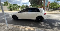 Volkswagen Golf 2017 1.4 TURBO