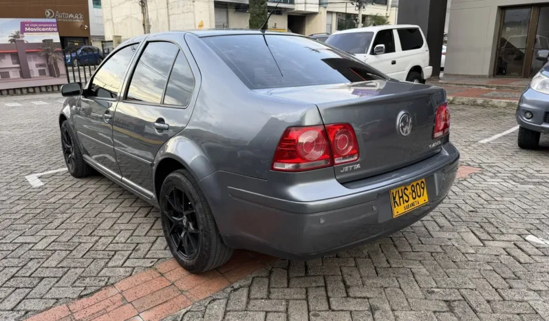 Volkswagen Jetta 2011 Europa lleno