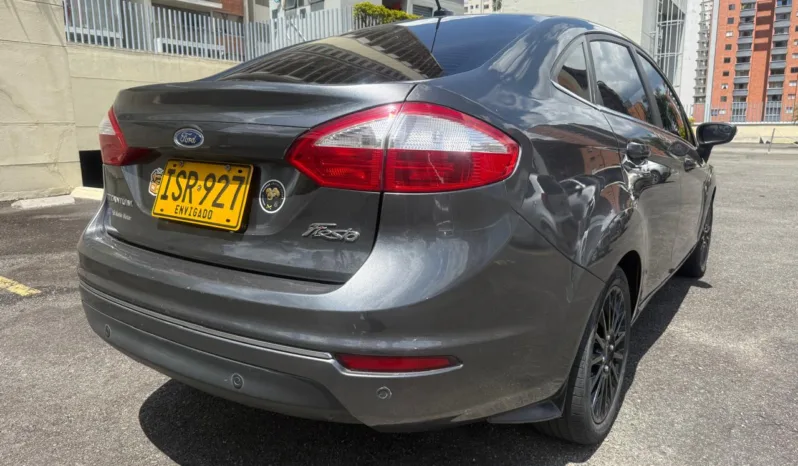 Ford Fiesta 2016 Titanium lleno