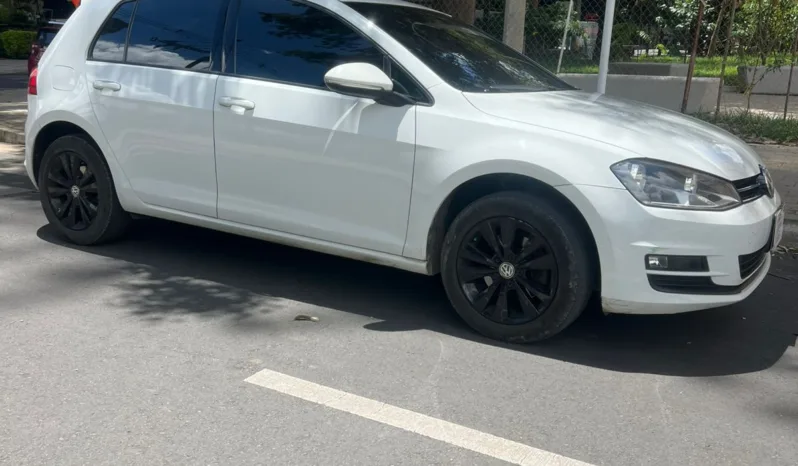 Volkswagen Golf 2017 1.4 TURBO lleno