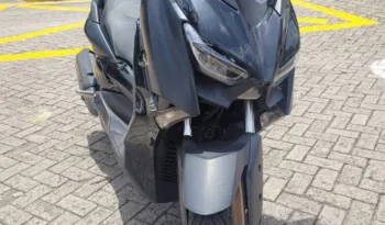 Yamaha XMAX 2023 lleno