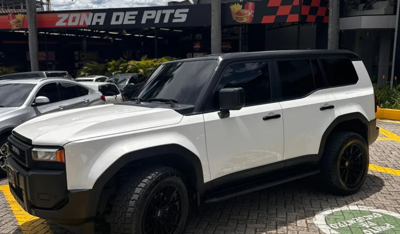 Toyota Prado 2025 lleno