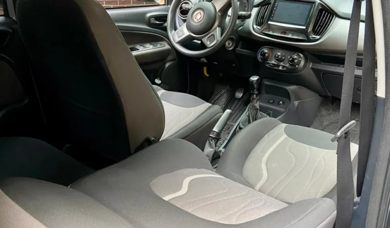 Fiat Uno 2020 lleno