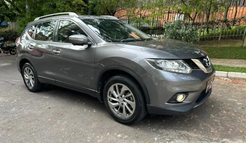 Nissan X-TRAIL EXCLUSIVE 2018 7 puestos lleno