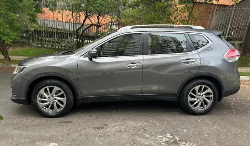 Nissan X-TRAIL EXCLUSIVE 2018 7 puestos lleno
