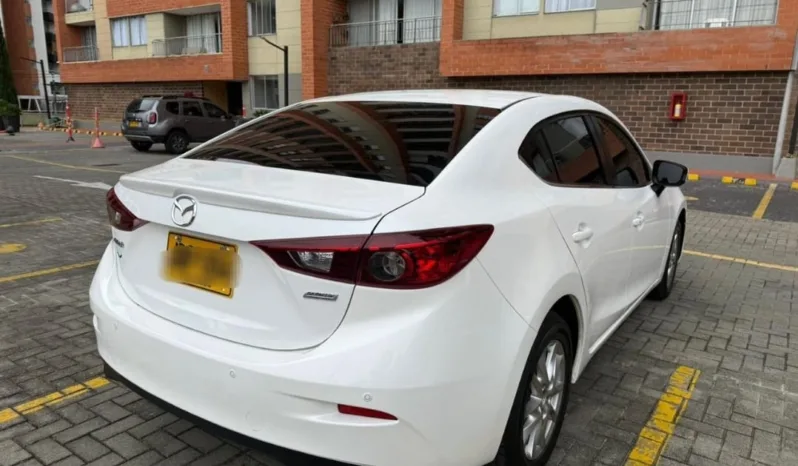 Mazda 3 2017 lleno