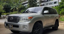 Toyota Land Cruiser 200 2014