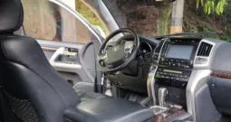Toyota Land Cruiser 200 2014