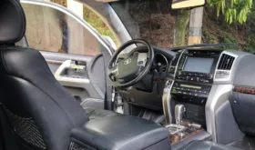 Toyota Land Cruiser 200 2014