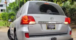 Toyota Land Cruiser 200 2014