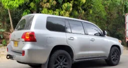 Toyota Land Cruiser 200 2014