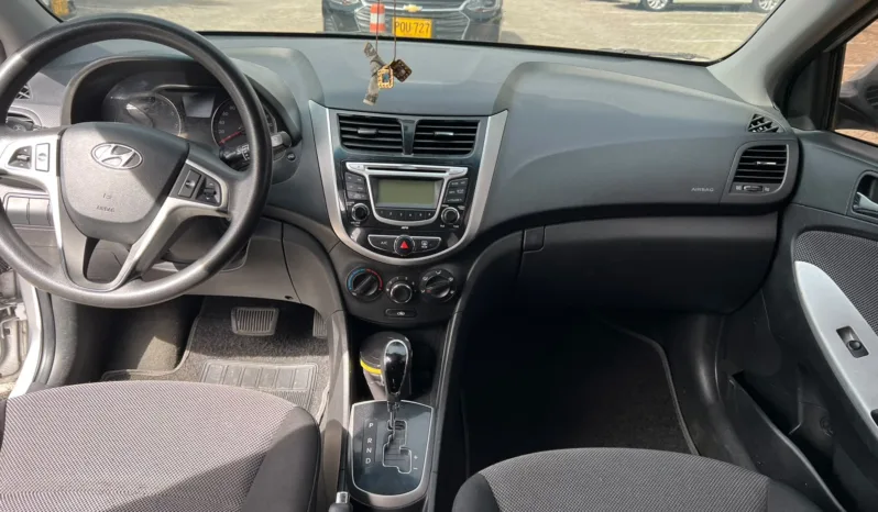 Hyundai Accent 2012 ACCENT GL lleno