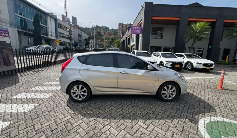 Hyundai Accent 2012 ACCENT GL lleno