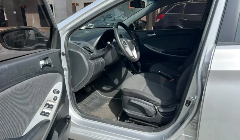 Hyundai Accent 2012 ACCENT GL lleno