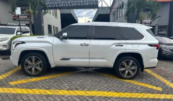 Toyota SEQUOIA CAPSTONE 2024 HIBRIDO lleno