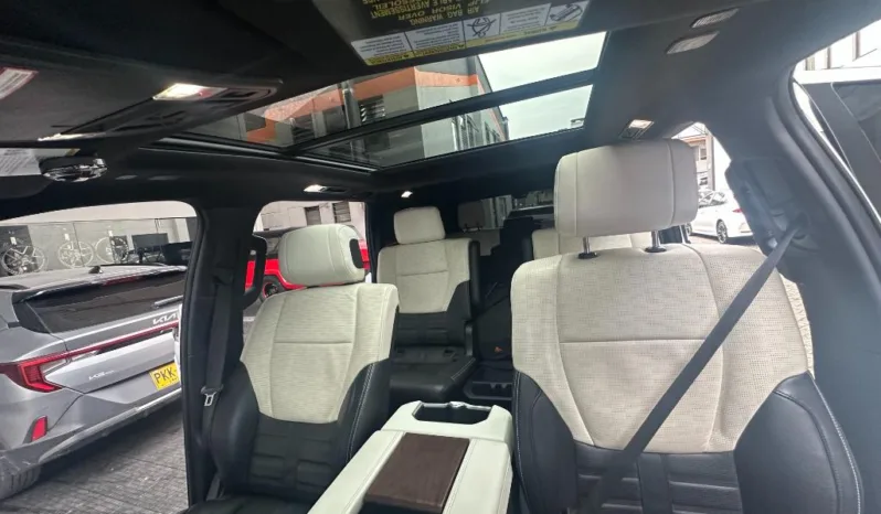 Toyota SEQUOIA CAPSTONE 2024 HIBRIDO lleno