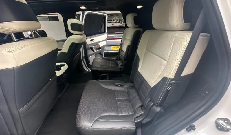 Toyota SEQUOIA CAPSTONE 2024 HIBRIDO lleno