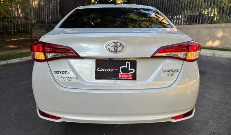 Toyota YARIS XS 2022 Sedan lleno