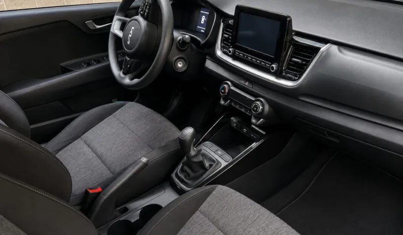 Kia Stonic 2025 lleno