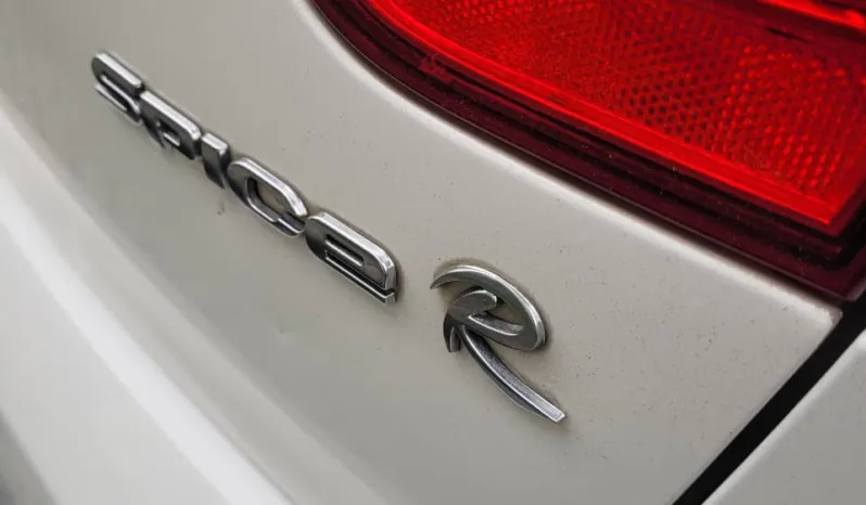 Kia Rio 2017 lleno