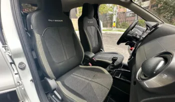 Renault KWID OUTSIDER 2023 lleno
