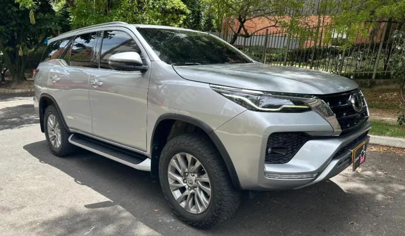 Toyota Fortuner SRV 2023