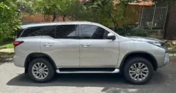 Toyota Fortuner SRV 2023