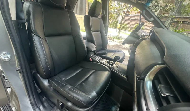 Toyota Fortuner SRV 2023 lleno