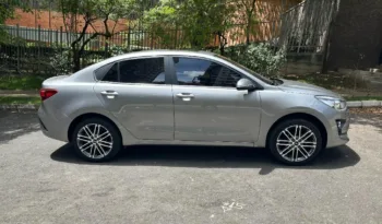 Kia RIO ZENITH SEDAN 2023 lleno