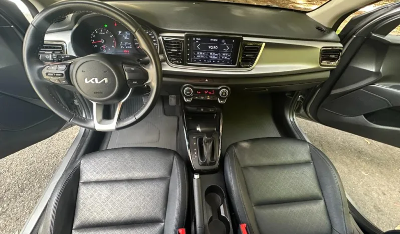 Kia RIO ZENITH SEDAN 2023 lleno