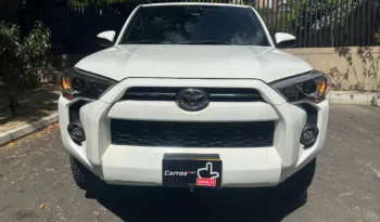 Toyota RUNNER SR5 2022 lleno