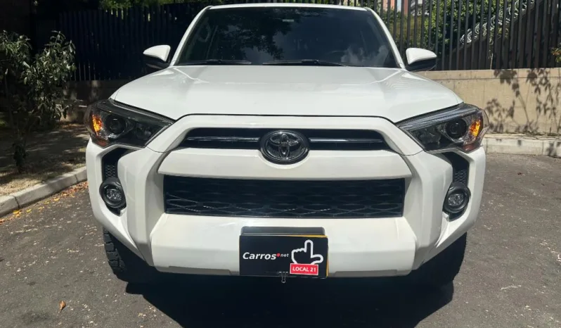 Toyota RUNNER SR5 2022 lleno