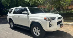 Toyota RUNNER SR5 2022