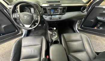 Toyota RAV4 XROAD AWD 2017 lleno
